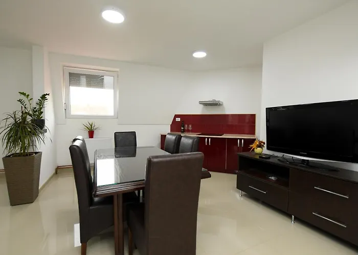 Pakalovic 아파트 *